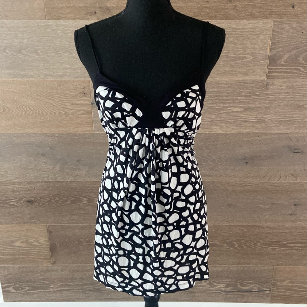 Bcbg maxazria cover up/ top